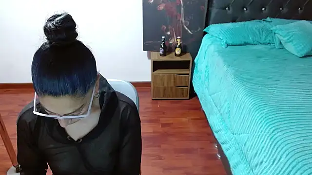 Snapshot of Anitta_muscle chatting on 10, 11, 2025 Anitta muscle online show from 10, 11, 2025