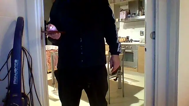 woww791 online show from 20, 12, 2025