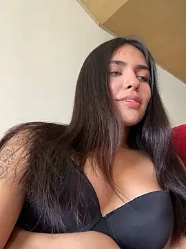 DaphneUwu online show from 15, 12, 2024