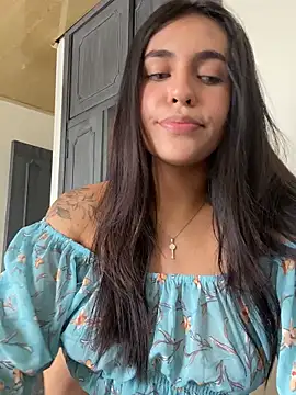 DaphneUwu online show from 8, 2, 2025