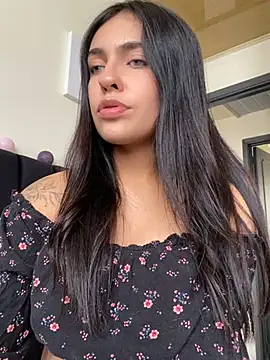 DaphneUwu online show from 16, 2, 2025