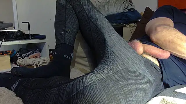Snapshot of mike30nbg chatting on 12, 1, 2026 mike30nbg online show from 12, 1, 2026