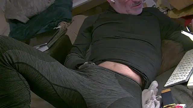 Snapshot of mike30nbg chatting on 20, 3, 2026 mike30nbg online show from 20, 3, 2026