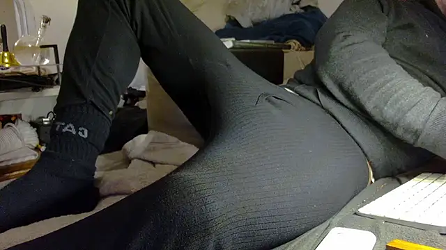 Snapshot of mike30nbg chatting on 29, 3, 2026 mike30nbg online show from 29, 3, 2026