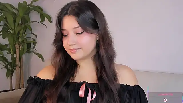 Snapshot of basima_Sajjad chatting on 21, 4, 2026 basima Sajjad online show from 21, 4, 2026