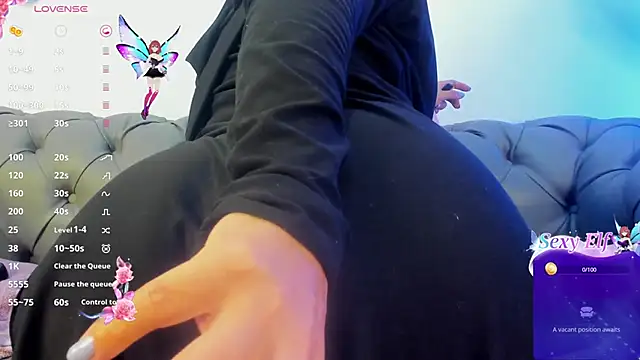 Snapshot of Dounia_nagi chatting on 12, 3, 2025 Dounia nagi online show from 12, 3, 2025