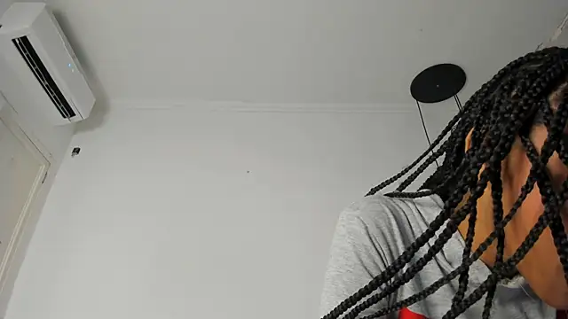 kristyl paez online show from 11, 5, 2026