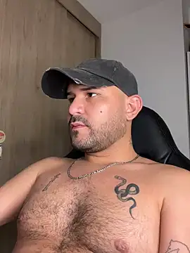 Snapshot of nicolas_cox chatting on 19, 1, 2025 nicolas cox online show from 19, 1, 2025