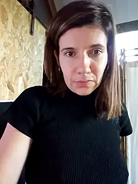 Snapshot of Lina_lou4 chatting on 4, 12, 2024 Lina lou4 online show from 4, 12, 2024