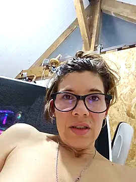 Snapshot of Lina_lou4 chatting on 23, 12, 2024 Lina lou4 online show from 23, 12, 2024