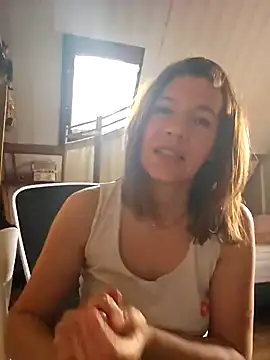 Snapshot of Lina_lou4 chatting on 21, 2, 2025 Lina lou4 online show from 21, 2, 2025