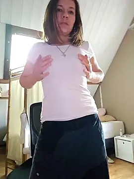 Snapshot of Lina_lou4 chatting on 22, 2, 2025 Lina lou4 online show from 22, 2, 2025