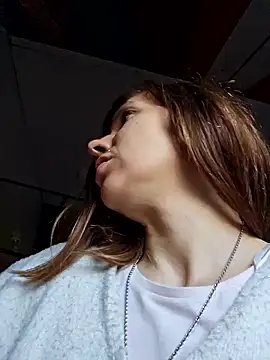 Snapshot of Lina_lou4 chatting on 28, 2, 2025 Lina lou4 online show from 28, 2, 2025