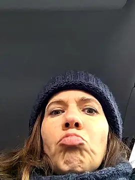 Snapshot of Lina_lou4 chatting on 16, 3, 2025 Lina lou4 online show from 16, 3, 2025