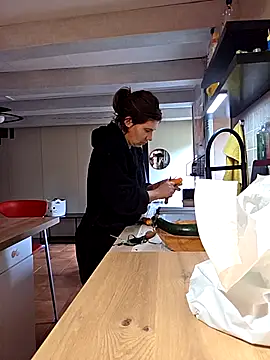 Snapshot of Lina_lou4 chatting on 11, 9, 2025 Lina lou4 online show from 11, 9, 2025