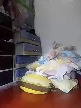 Snapshot of Evylicious chatting on 3, 2, 2025 Evylicious online show from 3, 2, 2025
