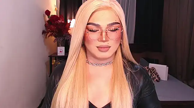 Snapshot of Bitch_Fowler69 chatting on 22, 12, 2024 Bitch Fowler69 online show from 22, 12, 2024