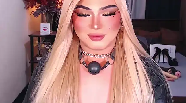 Snapshot of Bitch_Fowler69 chatting on 12, 1, 2025 Bitch Fowler69 online show from 12, 1, 2025