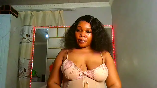 Snapshot of SexyyNana chatting on 16, 2, 2025 SexyyNana online show from 16, 2, 2025