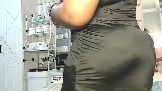 SexyyNana online show from 4, 3, 2026