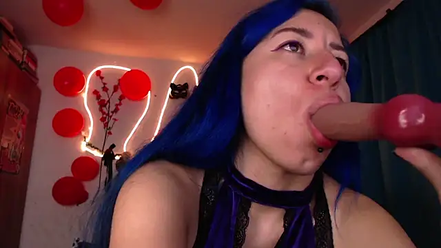 pussytight pervert online show from 19, 2, 2025