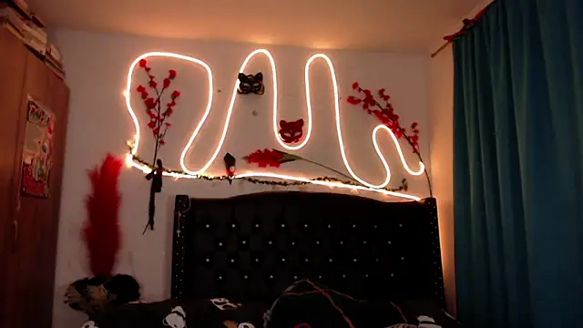 pussytight pervert online show from 21, 3, 2025