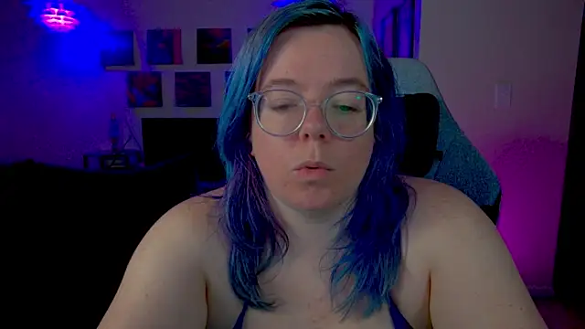 KiraSpitQueen online show from 24, 6, 2026