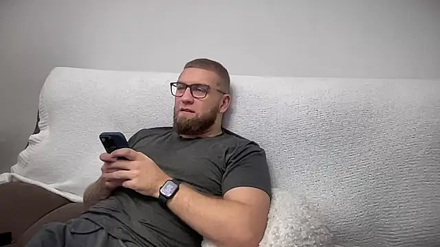 Bear bear  online show from 19, 12, 2024