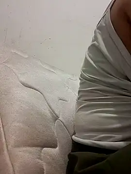 Snapshot of Emmily_Fox chatting on 7, 3, 2025 Emmily Fox online show from 7, 3, 2025