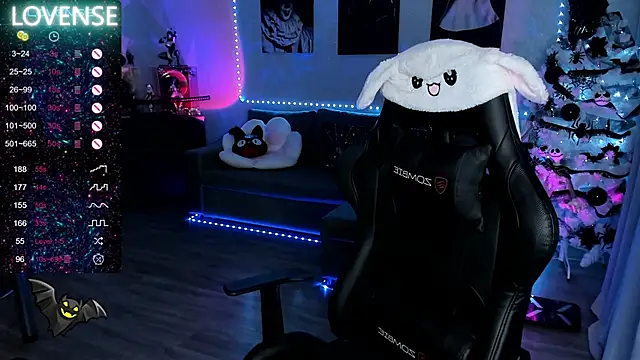 RachelQueen  online show from 1, 1, 2025