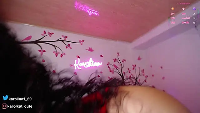 Karolina 1 online show from 14, 11, 2025