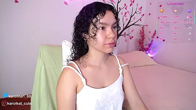 Snapshot of Karolina_1 chatting on 20, 2, 2026 Karolina 1 online show from 20, 2, 2026