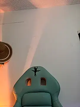 Snapshot of francesca_baker1007 chatting on 16, 2, 2025 francesca baker1007 online show from 16, 2, 2025