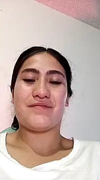 Snapshot of francesca_baker1007 chatting on 2, 3, 2025 francesca baker1007 online show from 2, 3, 2025