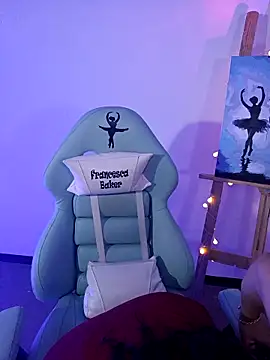 Snapshot of francesca_baker1007 chatting on 21, 10, 2025 francesca baker1007 online show from 21, 10, 2025