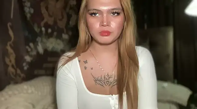 Snapshot of Claire_Brooke chatting on 3, 2, 2025 Claire Brooke online show from 3, 2, 2025