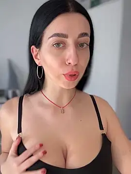 Snapshot of Emylia chatting on 18, 1, 2025 Emylia online show from 18, 1, 2025