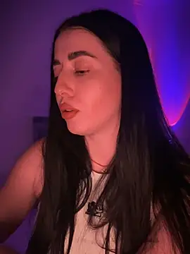 Snapshot of Emylia chatting on 27, 2, 2025 Emylia online show from 27, 2, 2025