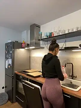 spottyyy online show from 13, 1, 2025