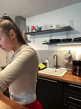 spottyyy online show from 25, 2, 2026