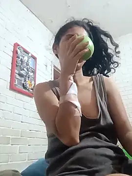 valeriaswang Lucas online show from 5, 4, 2026