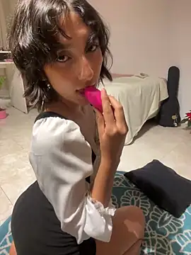 Snapshot of aurora_xoxo chatting on 11, 12, 2024 aurora xoxo online show from 11, 12, 2024