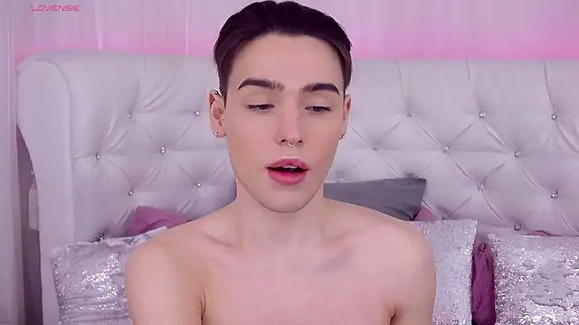 RobbyCharming online show from 6, 3, 2025