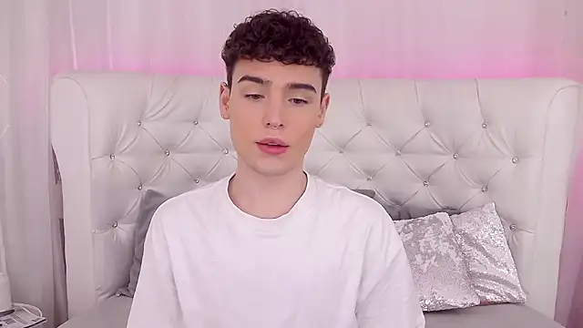 RobbyCharming online show from 12, 9, 2025