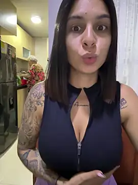Snapshot of charlotte_stevenss_ chatting on 8, 1, 2025 charlotte stevenss online show from 8, 1, 2025