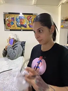 Snapshot of charlotte_stevenss_ chatting on 28, 10, 2025 charlotte stevenss online show from 28, 10, 2025