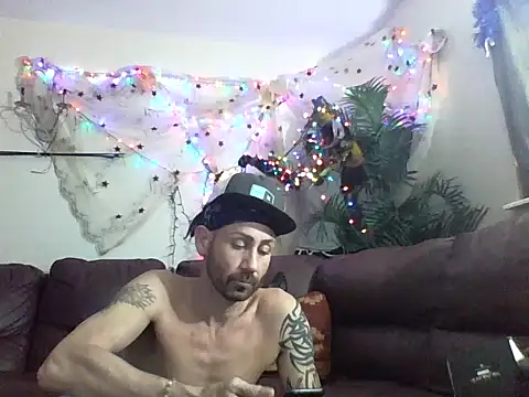 ItalianPapiDripDrip online show from 3, 12, 2024