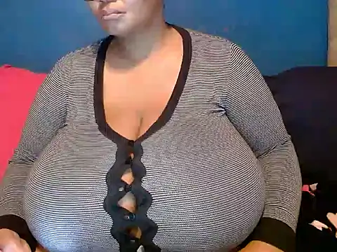 CUTEFIRMMELONSS online show from 11, 3, 2025