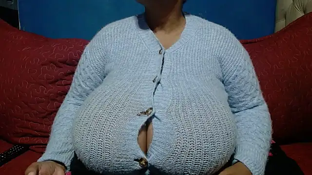 CUTEFIRMMELONSS online show from 27, 5, 2026
