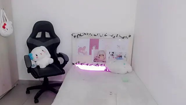 Youlittlepervertt  online show from 7, 1, 2025